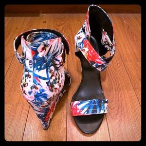 Nicole Miller size 8